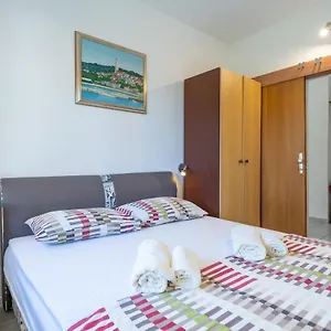 Ana Apartament Novi Vinodolski