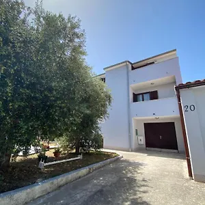Apartament Lungomare, Pula