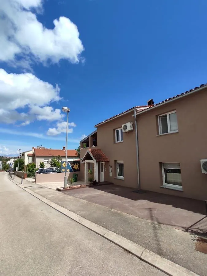 Apartament Apartmani Amans Pula